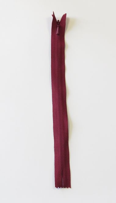 Hovedbilde YKK 4MM USYNLIG, FAST F. BORD. 4464-35-0527