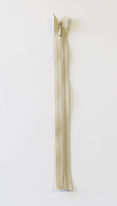  YKK 4MM USYNLIG, FAST F. SAND 15 CM
