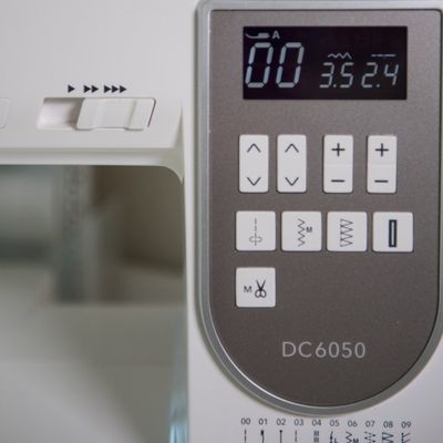 Demo Janome Decor Computer 6050