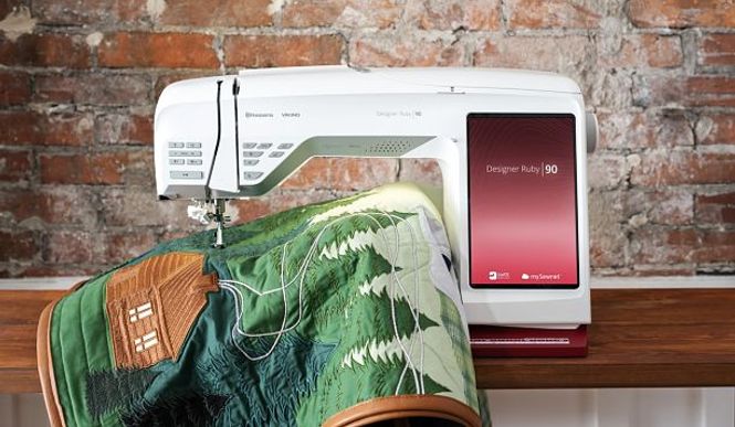 Hovedbilde Husqvarna Designer Ruby 90 inkl. broderimodul