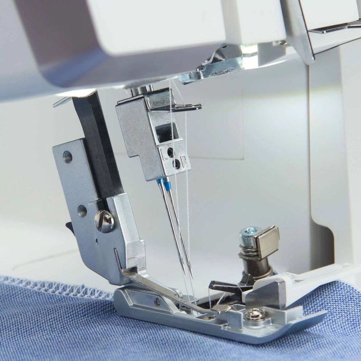 Husqvarna Amber S300 overlock