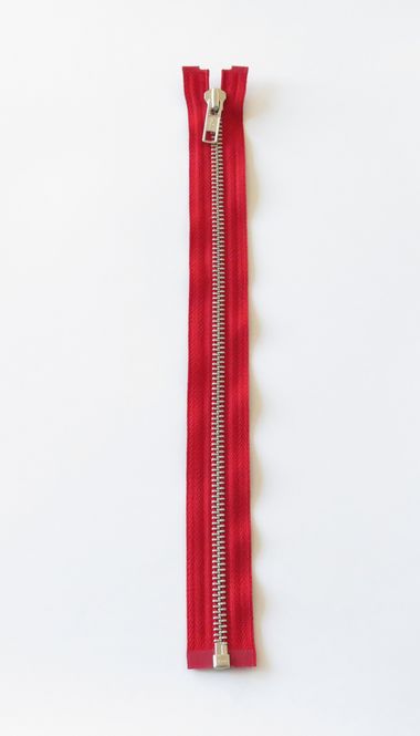 Hovedbilde 4mm fast metall glidelås RØD 18cm 4422-18-519