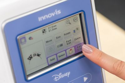 Brother Innov-is M380D Disney sy og broderi