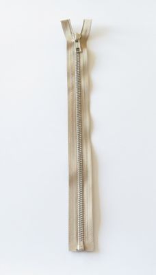 YKK 6MM ALUM. DELBAR F. BEIGE 4469-20-573 25 CM